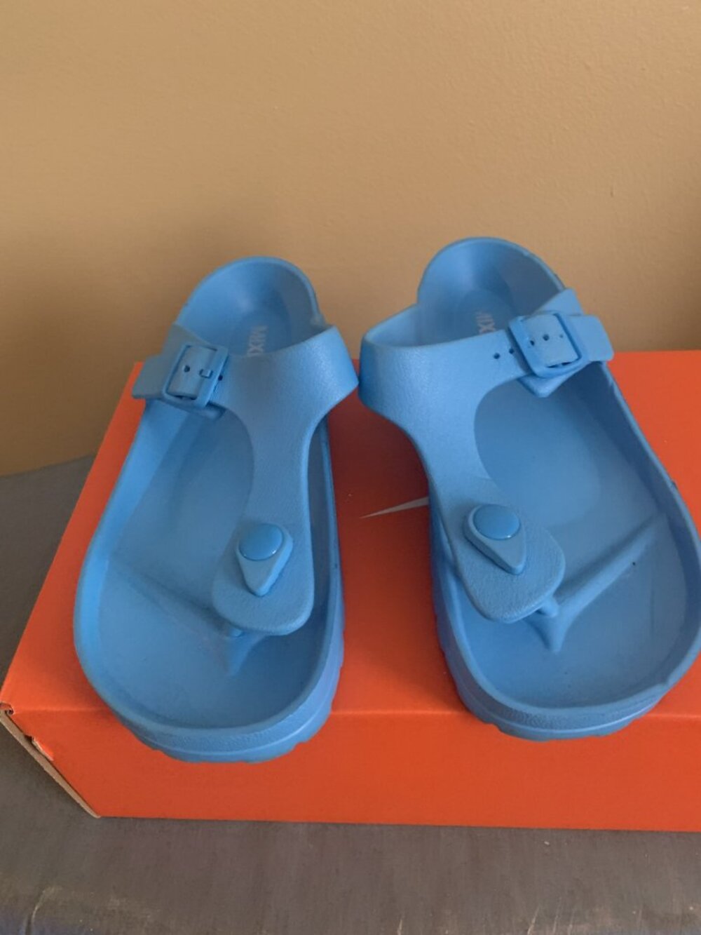 3 Pairs for 1 Price Summer sandals - Picture 14 of 16